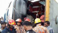 কেনিয়ায় বাস-লরির সংঘর্ষ, নিহত ৩৬