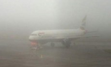 ঘন কুয়াশার কারণে ঢাকায় বিমান উড্ডয়ন করতে পারছে না