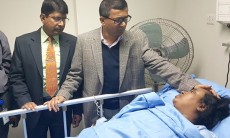 হাসপাতালের আইসিসিইউতে মেয়র আইভী