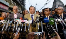 ‘সাধারণ কয়েদিদের অখাদ্য খাবার দেয়া হচ্ছে খালেদা জিয়াকে’