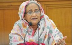 শেখ হাসিনার বিরুদ্ধে ফেসবুক স্ট্যাটাস দেওয়ায় সরকারি কর্মকর্তা আটক