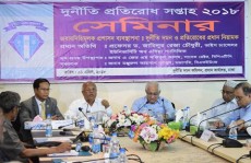 ‘রাজনীতিবিদ ও আমলাদের যোগসাজশেই দুর্নীতি হয়’